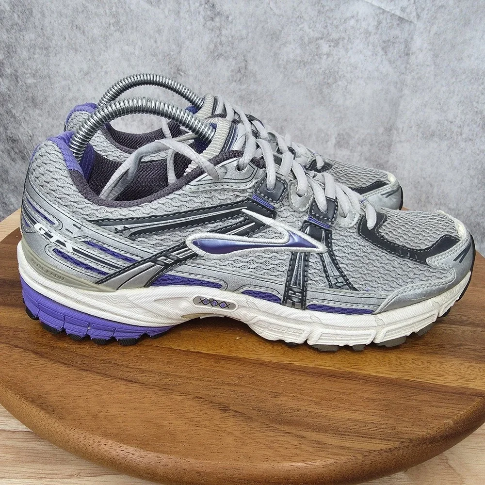Brooks Women's Gray and Purple Running Shoes
